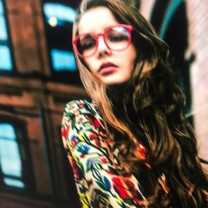 Meet your Posher, Justine